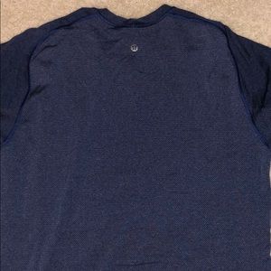 lululemon men’s t-shirt